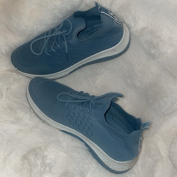 Danskin Women's Free Lace-up Blue Sneakers Size 10​ - Picture 9 of 9